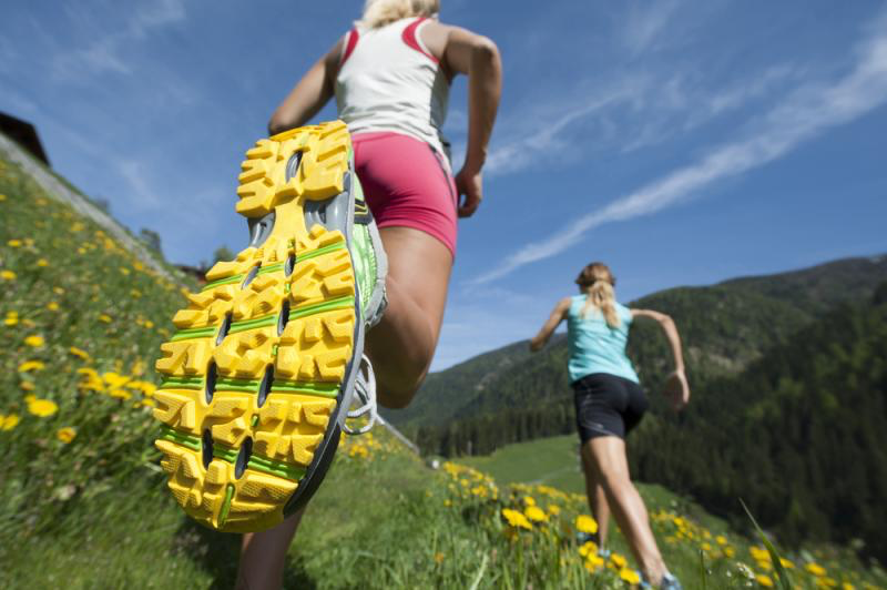 Joggen und Laufen ist gut für den Organismus und hält fit und gesund.